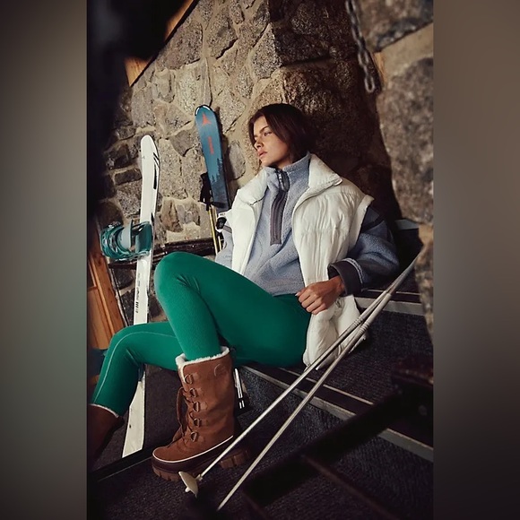 New Free People FP Movement In A Bubble Puffer Ski Printed Vest Coat Jacket XL - Picture 3 of 8